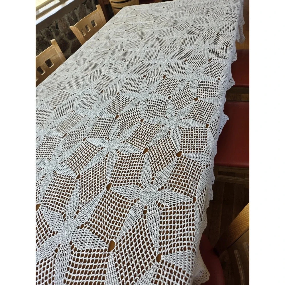 Vtg White Crochet Tablecloth Floral Scallops 40x77 Cotton Minor Flaws See Pics